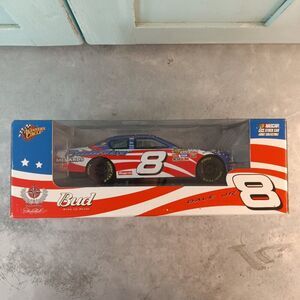 Dale Earnhardt Jr #8 Budweiser Stars & Stripes 2007 1:24 Scale Diecast Car